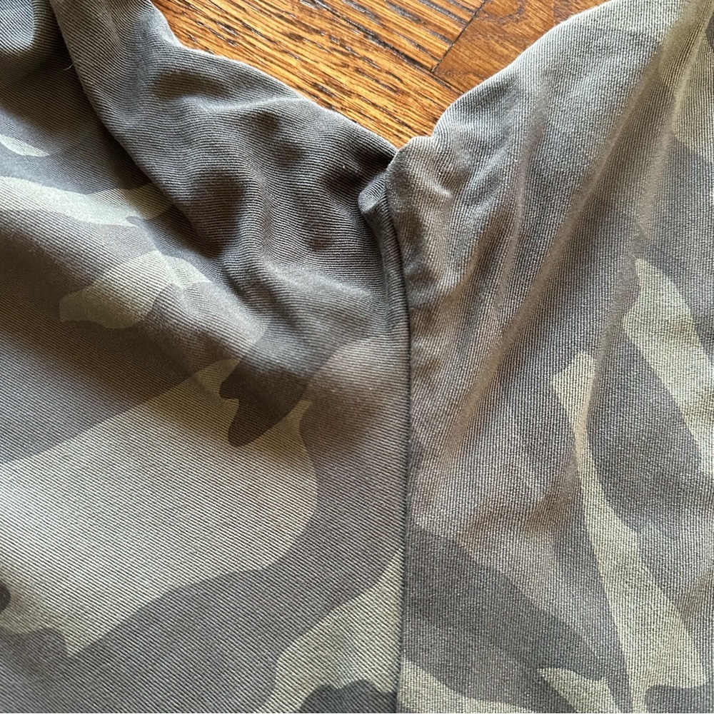 Splendid Camouflage Joggers - Picture 15 of 16